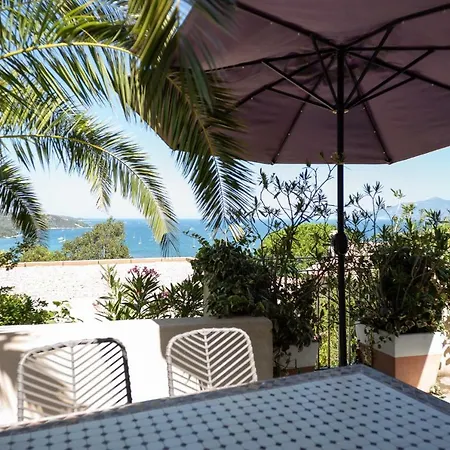 Апартаменты La Citadelle *